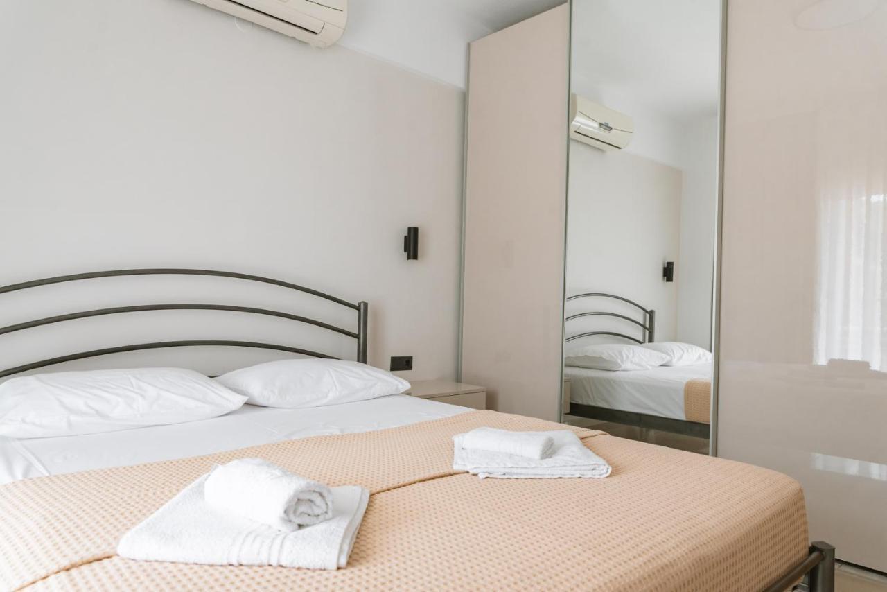 Valentinos Apartments Kallithea  エクステリア 写真