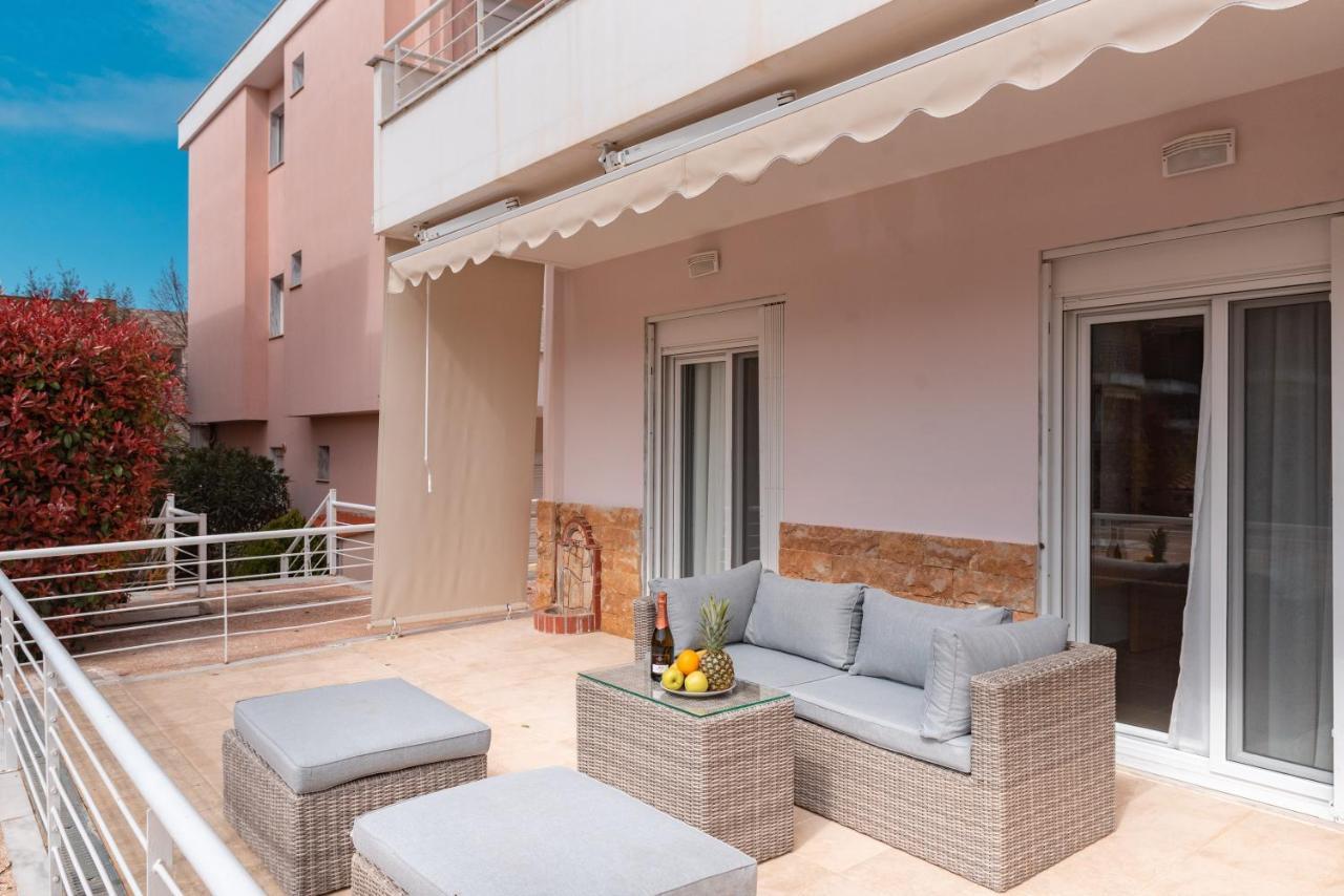 Valentinos Apartments Kallithea  エクステリア 写真